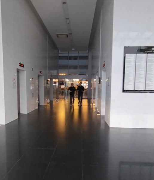 Wcega Plaza, 1 Bukit Batok Crescent, 958 sqft, Light Industrial (B1) For Sale, by Angela Oh, 500164566 - Corridor - CommercialGuru.com.sg