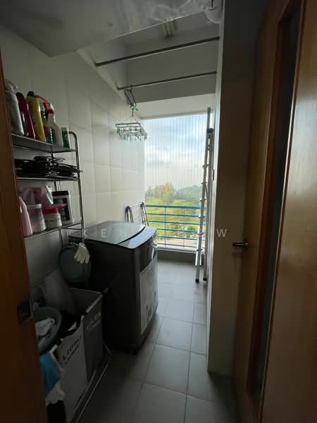 Harbour View Towers, 21 Telok Blangah Drive, 2 Bedrooms, 797 sqft, Condominium For Sale, by Ken Chew, 500164569 - Balcony - PropertyGuru.com.sg