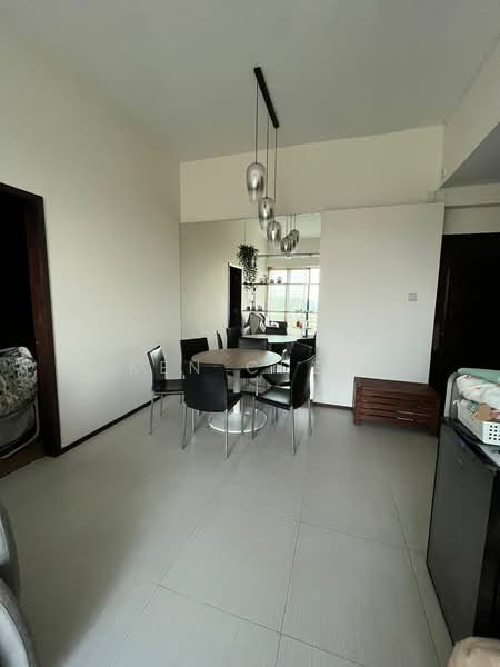 Harbour View Towers, 21 Telok Blangah Drive, 2 Bedrooms, 797 sqft, Condominium For Sale, by Ken Chew, 500164569 - Dining Room - PropertyGuru.com.sg
