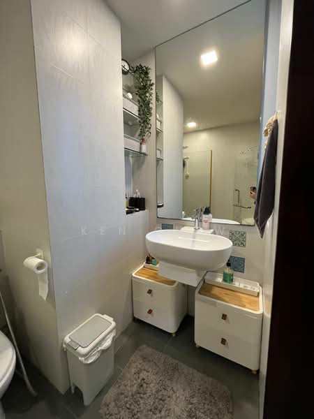 Harbour View Towers, 21 Telok Blangah Drive, 2 Bedrooms, 797 sqft, Condominium For Sale, by Ken Chew, 500164569 - Bathroom - PropertyGuru.com.sg