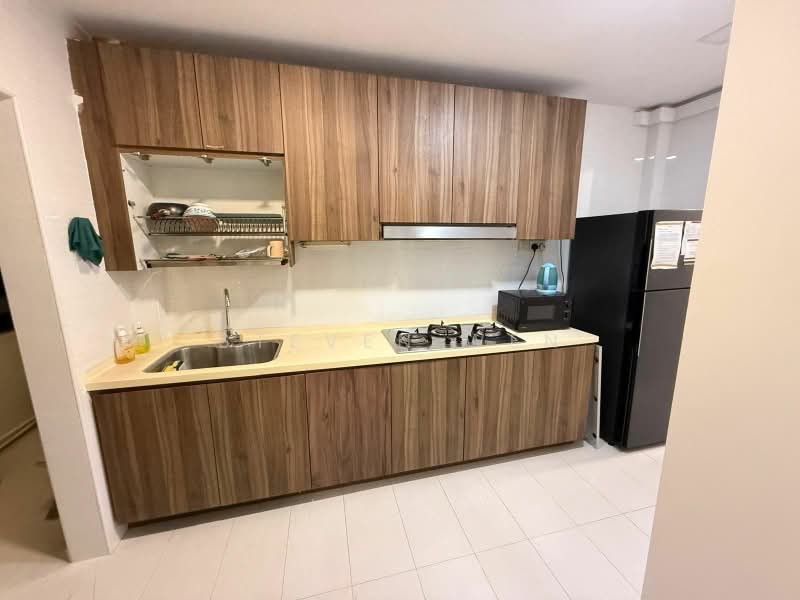 East Grove, 424A East Coast Road, Room Rental, 200 sqft, Apartment For Rent, by Steven Wen, 500164577 - Kitchen - PropertyGuru.com.sg