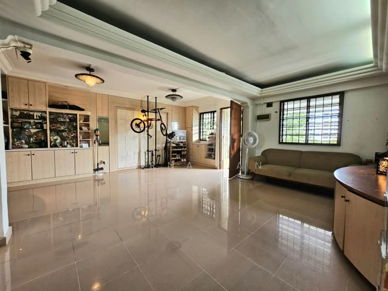 545 Bedok North Street 3, 545 Bedok North Street 3, 4 Bedrooms, 1,464 sqft, HDB Flat For Sale, by Lorna Tan, 500164579 - Living Room - PropertyGuru.com.sg
