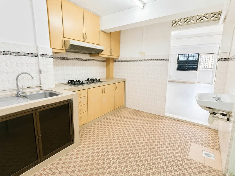 36 Chai Chee Avenue, 36 Chai Chee Avenue, 2 Bedrooms, 700 sqft, HDB Flat For Sale, by Ansel Tan, 500164581 - Kitchen - PropertyGuru.com.sg