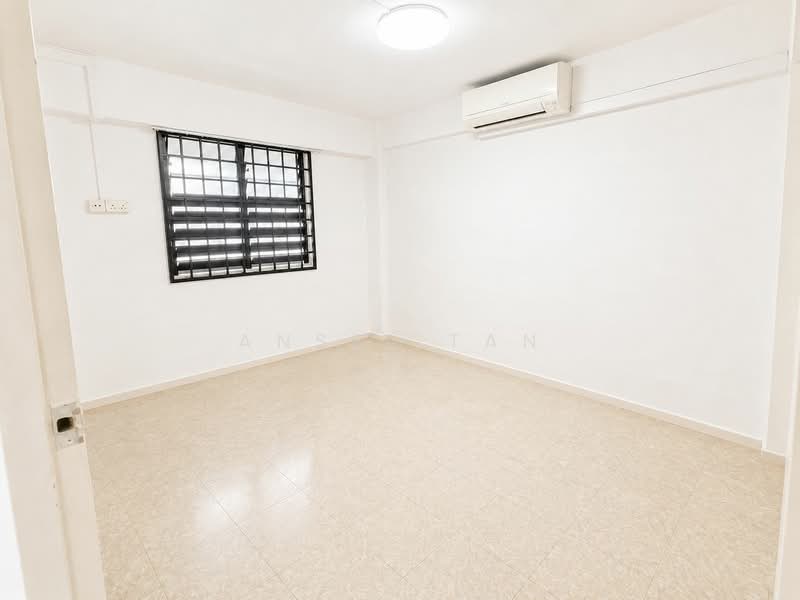 36 Chai Chee Avenue, 36 Chai Chee Avenue, 2 Bedrooms, 700 sqft, HDB Flat For Sale, by Ansel Tan, 500164581 - Interior - PropertyGuru.com.sg