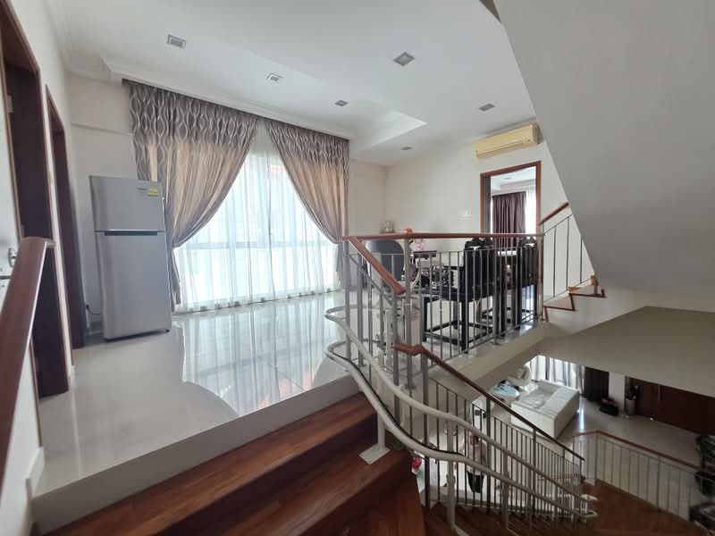 Tavistock MRT 3mins walk! Built year 2010! 2.5 Storey Semi-D Move in!, Tavistock Avenue, 5 Bedrooms, 3,500 sqft, Semi-Detached House For Sale, by Joel Choy, 500164582 - Interior - PropertyGuru.com.sg