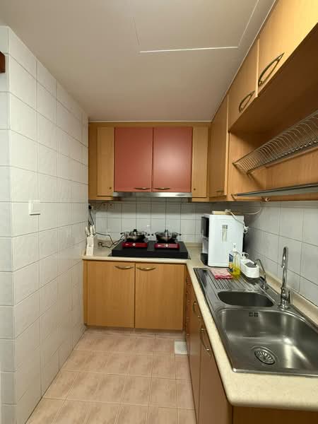 Tropical Spring, 25 Simei Street 4, Room Rental, 120 sqft, Condominium For Rent, by Pheron Lim, 500164583 - Kitchen - PropertyGuru.com.sg