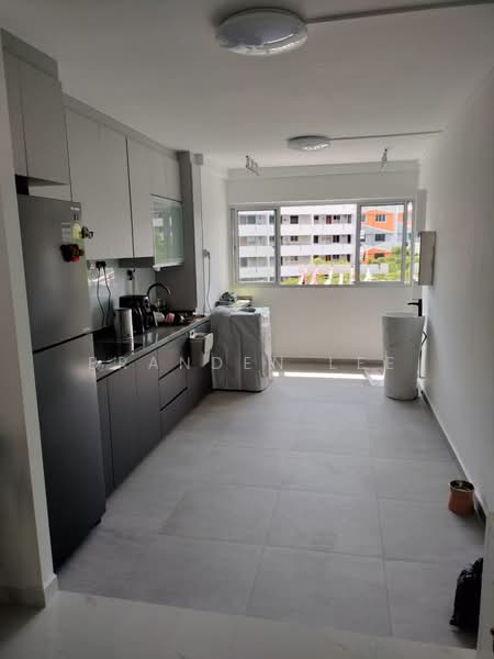 374 Clementi Avenue 4, 374 Clementi Avenue 4, Room Rental, 150 sqft, HDB Flat For Rent, by Branden Lee, 500164598 - Kitchen - PropertyGuru.com.sg