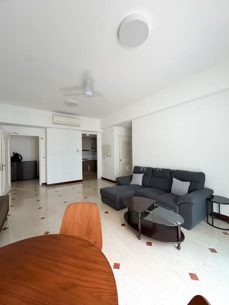 Parkshore, 201 Tanjong Rhu Road, 2 Bedrooms, 990 sqft, Condominium For Sale, by Alvin Kwan, 500164601 - Living Room - PropertyGuru.com.sg