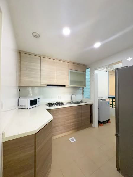 Parkshore, 201 Tanjong Rhu Road, 2 Bedrooms, 990 sqft, Condominium For Sale, by Alvin Kwan, 500164601 - Kitchen - PropertyGuru.com.sg