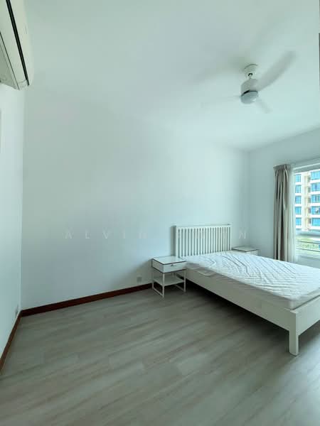 Parkshore, 201 Tanjong Rhu Road, 2 Bedrooms, 990 sqft, Condominium For Sale, by Alvin Kwan, 500164601 - Bedroom - PropertyGuru.com.sg