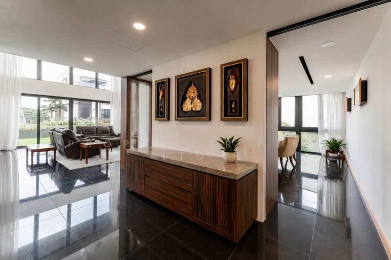 Jalan Kemuning, , 8 Bedrooms, 11,000 sqft, Semi-Detached House For Sale, by Warren Chan, 500164608 - Living Room - PropertyGuru.com.sg