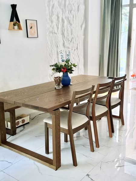 Wak Hassan Drive! Semi- detached, Wak Hassan Drive, 5 Bedrooms, 4,300 sqft, Semi-Detached House For Sale, by Xu Weiru, 500164610 - Dining Room - PropertyGuru.com.sg