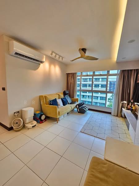 615C Edgefield Plains, , 3 Bedrooms, 990 sqft, HDB Flat For Sale, by Brendan Yeo, 500164615 - Living Room - PropertyGuru.com.sg