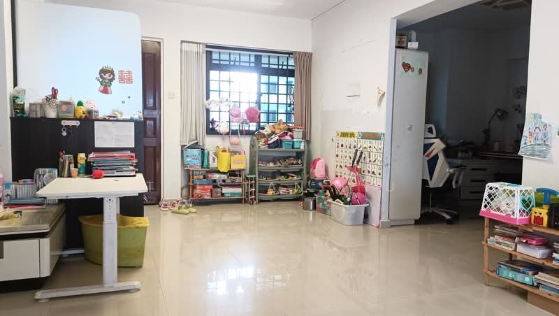 506A Wellington Circle, 506A Wellington Circle, 4 Bedrooms, 1,400 sqft, HDB Flat For Sale, by Tristan Liu, 500164617 - Living Room - PropertyGuru.com.sg