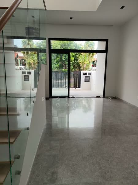Jalan Sankam, , 5 Bedrooms, 4,834 sqft, Terraced House For Sale, by Christopher Goh, 500164622 - Living Room - PropertyGuru.com.sg