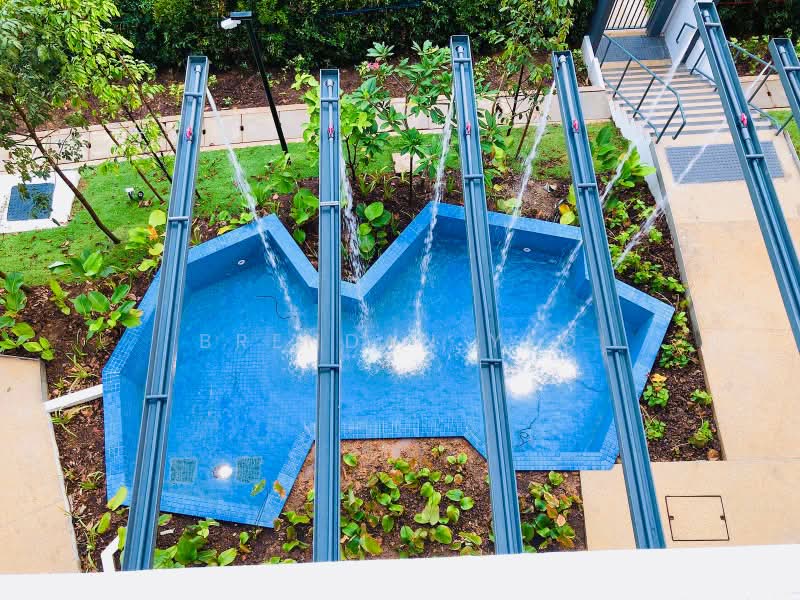 Kingsford Waterbay, 68 Upper Serangoon View, 3 Bedrooms, 1,023 sqft, Condominium For Sale, by Brendan Yeo, 500164627 - Pool - PropertyGuru.com.sg