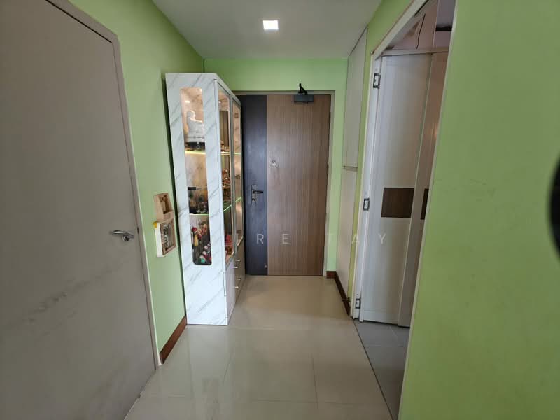 113A McNair Towers, 113A Mcnair Road, 3 Bedrooms, 1,001 sqft, HDB Flat For Sale, by Claire Tay, 500164628 - Entrance - PropertyGuru.com.sg