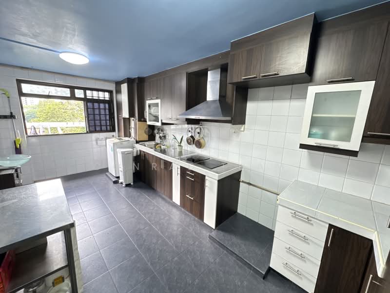 51 New Upper Changi Road, 51 New Upper Changi Road, 3 Bedrooms, 904 sqft, HDB Flat For Sale, by Conrad Tham, 500164638 - Kitchen - PropertyGuru.com.sg