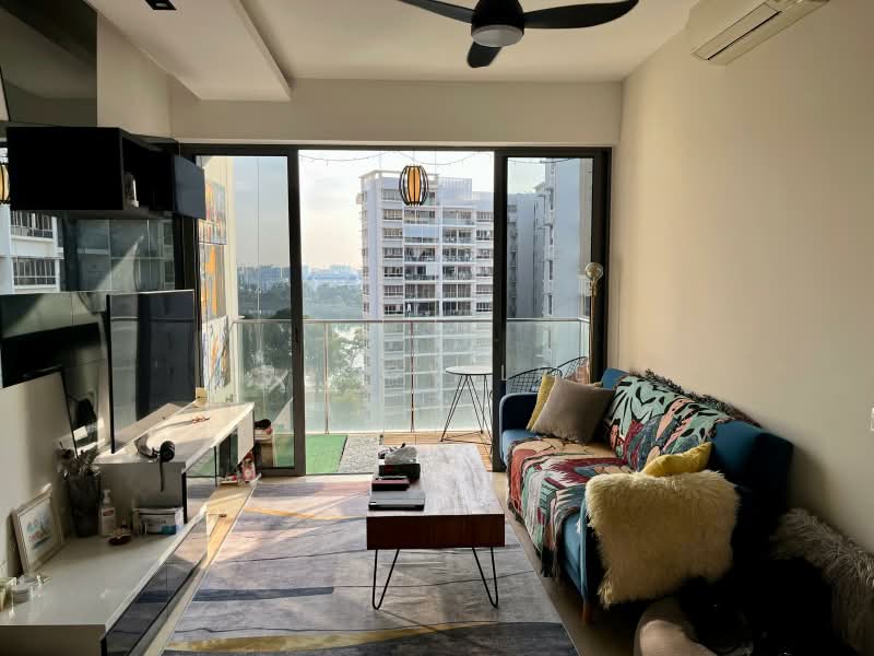 Waterfront Isle, 738 Bedok Reservoir Road, 1 Bedroom, 592 sqft, Condominium For Rent, by Peggy Lee, 500164643 - Living Room - PropertyGuru.com.sg