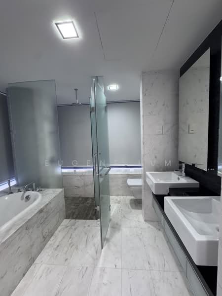 CityVista Residences, 21 Peck Hay Road, 3 Bedrooms, 2,121 sqft, Apartment For Rent, by Eugene Lum, 500164644 - Bathroom - PropertyGuru.com.sg