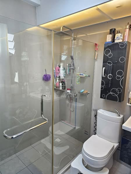 604B Tampines Avenue 9, 604B Tampines Avenue 9, 4 Bedrooms, 1,280 sqft, HDB Flat For Sale, by Brendan Yeo, 500164646 - Bathroom - PropertyGuru.com.sg