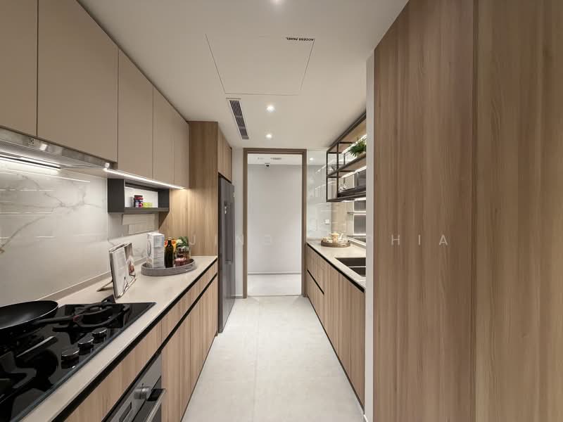 Tengah Garden Residences, Tengah Garden Avenue, 4 Bedrooms, 1,249 sqft, Condominium For Sale, by Lin Jing Sophia, 500164658 - Kitchen - PropertyGuru.com.sg