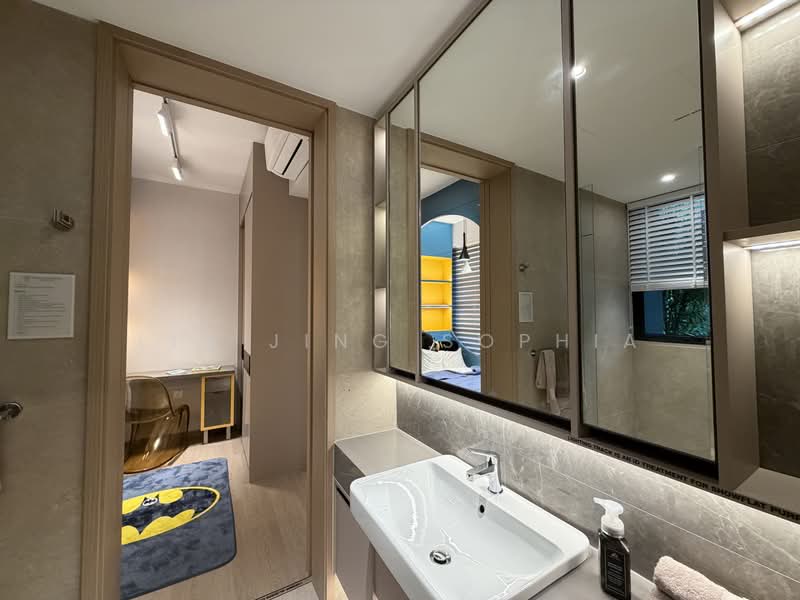 Tengah Garden Residences, Tengah Garden Avenue, 4 Bedrooms, 1,249 sqft, Condominium For Sale, by Lin Jing Sophia, 500164658 - Bathroom - PropertyGuru.com.sg