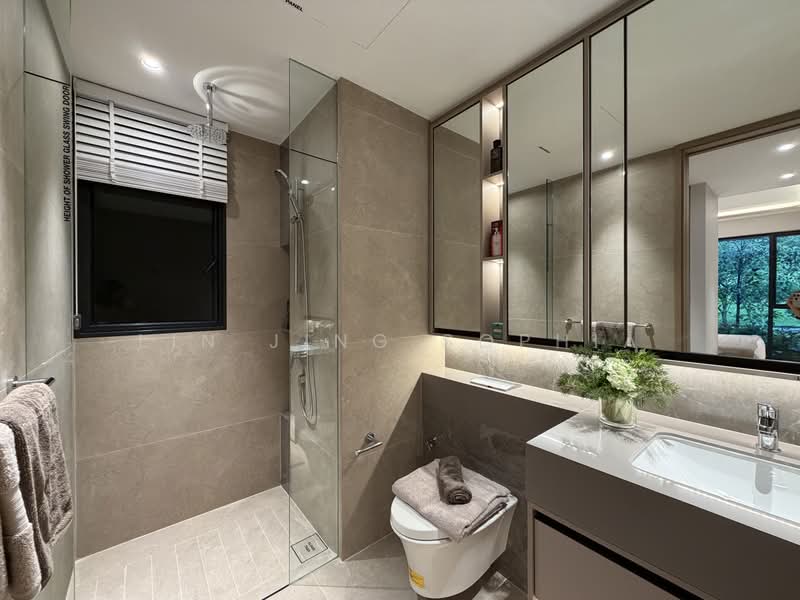 Tengah Garden Residences, Tengah Garden Avenue, 4 Bedrooms, 1,249 sqft, Condominium For Sale, by Lin Jing Sophia, 500164658 - Bathroom - PropertyGuru.com.sg