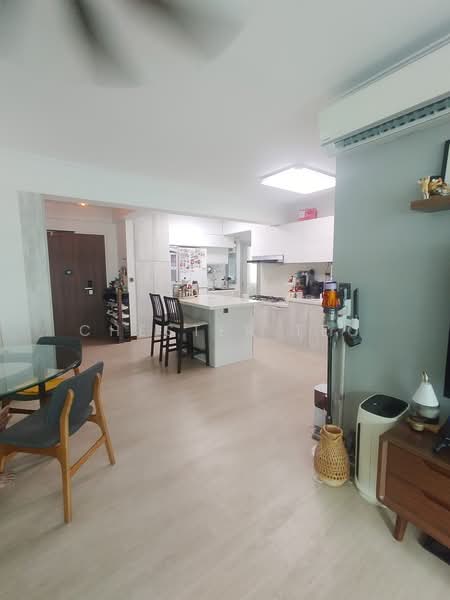615A Edgefield Plains, 615A Edgefield Plains, 3 Bedrooms, 990 sqft, HDB Flat For Sale, by Chester Teo, 500164662 - Kitchen - PropertyGuru.com.sg