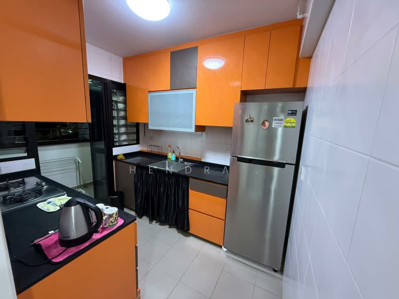 547C Segar Road, 547C Segar Road, 2 Bedrooms, 721 sqft, HDB Flat For Sale, by Hendra ., 500164667 - Kitchen - PropertyGuru.com.sg