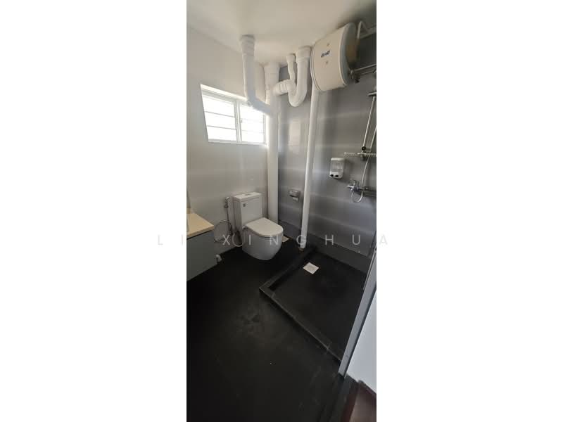 102 Spottiswoode Park Road, 102 Spottiswoode Park Road, Room Rental, 150 sqft, Apartment For Rent, by Li Xinghua, 500164669 - Bathroom - PropertyGuru.com.sg
