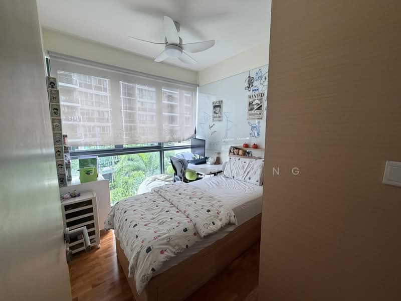 Esparina Residences, 117 Compassvale Bow, 4 Bedrooms, 1,464 sqft, Executive Condominium For Sale, by Jayden Loong, 500164682 - Bedroom - PropertyGuru.com.sg