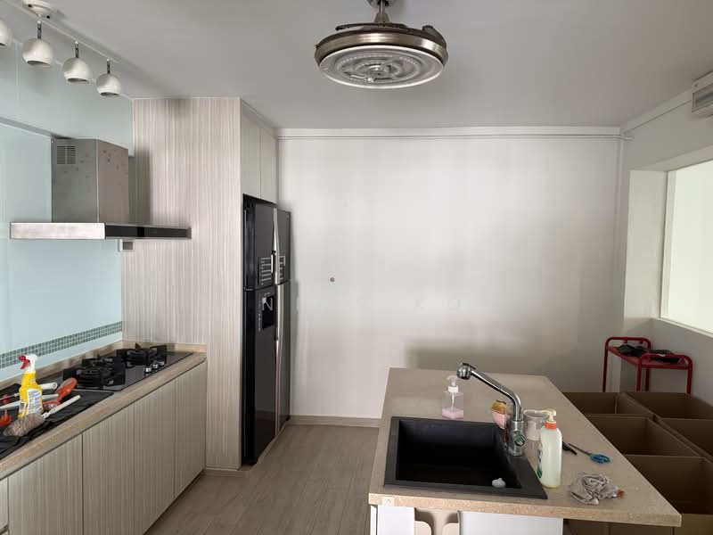 766 Pasir Ris Street 71, 766 Pasir Ris Street 71, 3 Bedrooms, 1,378 sqft, HDB Flat For Rent, by Dennis Koh, 500164683 - Kitchen - PropertyGuru.com.sg