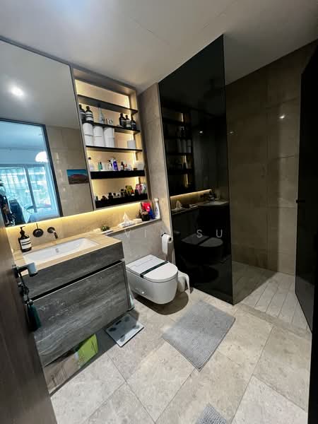 The Reef at King's Dock, 2 Harbourfront Avenue, Room Rental, 350 sqft, Condominium For Rent, by Kevin Su, 500164689 - Bathroom - PropertyGuru.com.sg