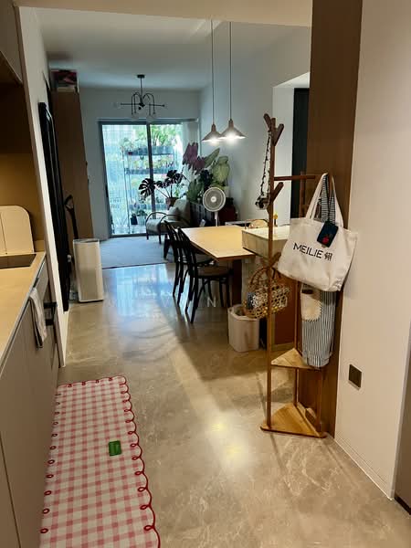 The Reef at King's Dock, 2 Harbourfront Avenue, Room Rental, 350 sqft, Condominium For Rent, by Kevin Su, 500164689 - Interior - PropertyGuru.com.sg