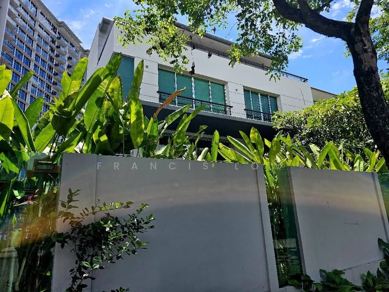 Architectural Freehold Bungalow | 29.5m Frontage | Prime Goodman–Wareham Enclave | Rare Legacy Home, Goodman, Wareham, 8 Bedrooms, 8,000 sqft, Detached House For Sale, by Francis Low, 500164691 - PropertyGuru.com.sg