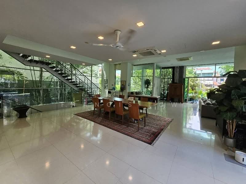 Architectural Freehold Bungalow | 29.5m Frontage | Prime Goodman–Wareham Enclave | Rare Legacy Home, Goodman, Wareham, 8 Bedrooms, 8,000 sqft, Detached House For Sale, by Francis Low, 500164691 - PropertyGuru.com.sg