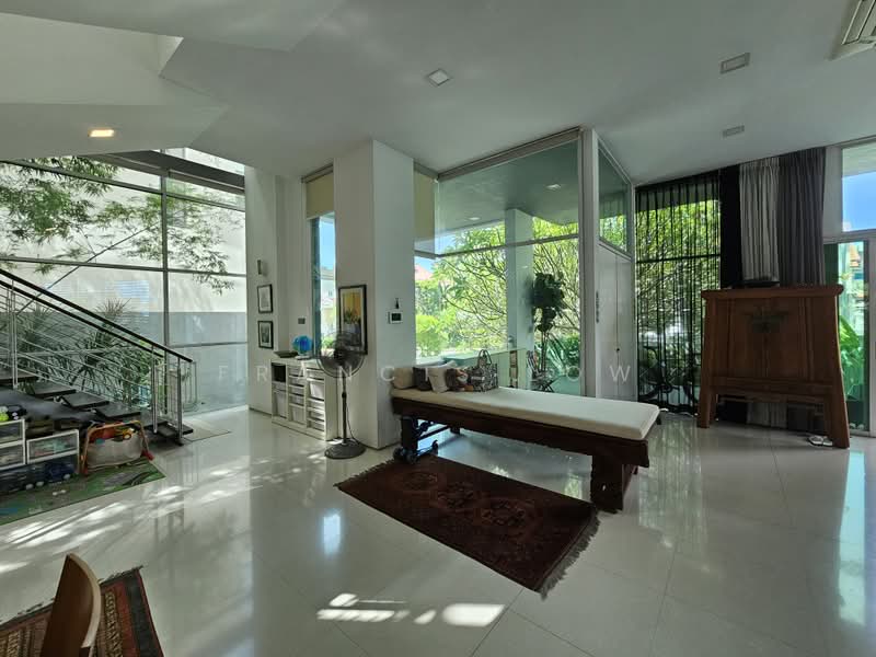 Architectural Freehold Bungalow | 29.5m Frontage | Prime Goodman–Wareham Enclave | Rare Legacy Home, Goodman, Wareham, 8 Bedrooms, 8,000 sqft, Detached House For Sale, by Francis Low, 500164691 - Living Room - PropertyGuru.com.sg