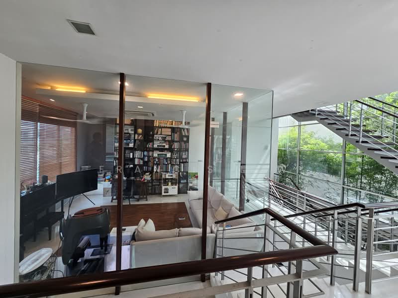 Architectural Freehold Bungalow | 29.5m Frontage | Prime Goodman–Wareham Enclave | Rare Legacy Home, Goodman, Wareham, 8 Bedrooms, 8,000 sqft, Detached House For Sale, by Francis Low, 500164691 - Living Room - PropertyGuru.com.sg