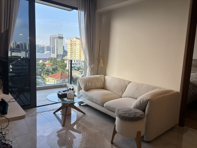 Stirling Residences, 21 Stirling Road, 2 Bedrooms, 678 sqft, Condominium For Sale, by JJ Huang, 500164707 - Living Room - PropertyGuru.com.sg