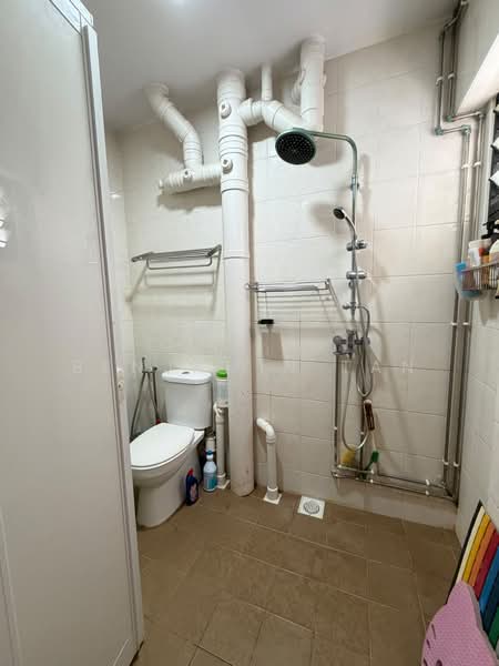 12 Joo Seng Road, 12 Joo Seng Road, Room Rental, 100 sqft, HDB Flat For Rent, by Benjamin Tan, 500164708 - Bathroom - PropertyGuru.com.sg