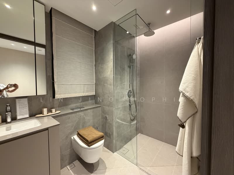 Canberra Crescent Residences, 51 Canberra Crescent, 4 Bedrooms, 1,216 sqft, Condominium For Sale, by Lin Jing Sophia, 500164715 - Bathroom - PropertyGuru.com.sg