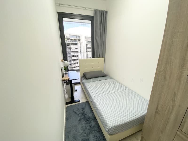 The Lakefront Residences, 42 Lakeside Drive, Room Rental, 120 sqft, Condominium For Rent, by Bennedict Tan, 500164716 - Bedroom - PropertyGuru.com.sg
