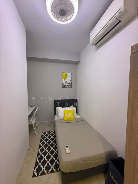 The Lakefront Residences, 42 Lakeside Drive, Room Rental, 120 sqft, Condominium For Rent, by Bennedict Tan, 500164716 - Bedroom - PropertyGuru.com.sg