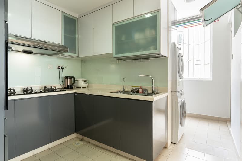 Compass Heights, 9 Sengkang Square, 3 Bedrooms, 1,249 sqft, Condominium For Sale, by Joy Wong, 500164723 - Kitchen - PropertyGuru.com.sg