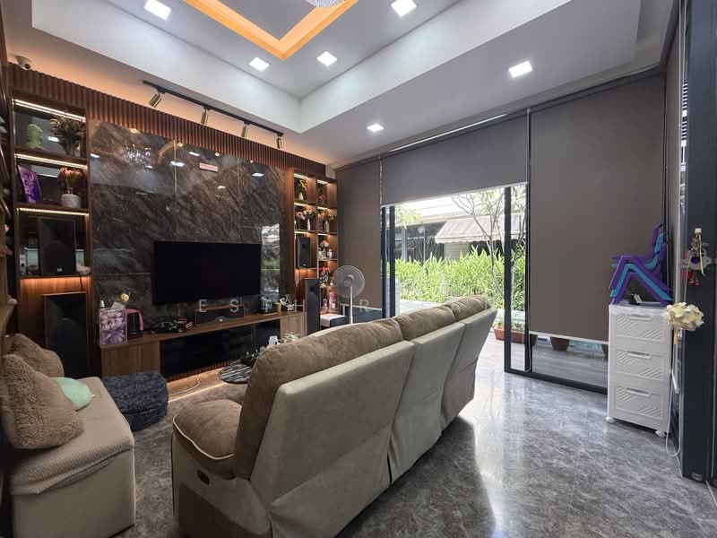 Alana, Sunrise Terrace, 4 Bedrooms, 3,057 sqft, Terraced House For Sale, by Esther Tan, 500164732 - Living Room - PropertyGuru.com.sg