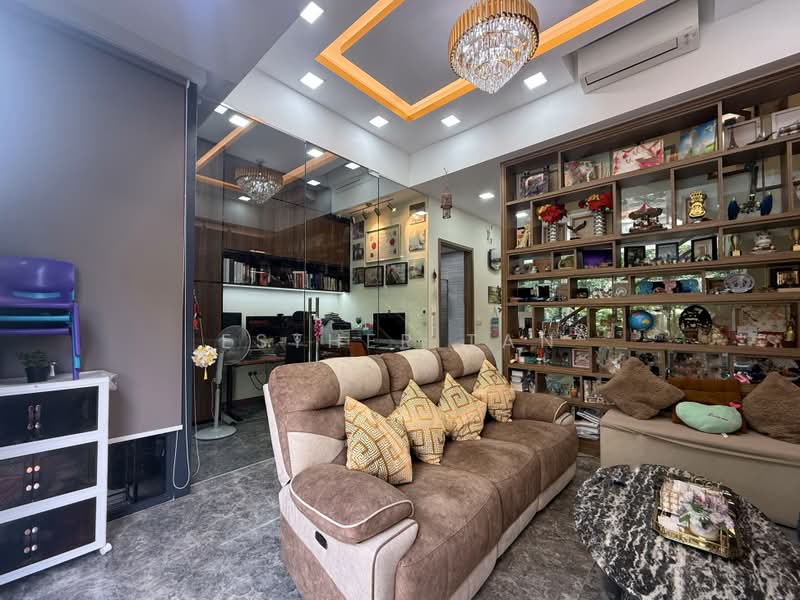 Alana, Sunrise Terrace, 4 Bedrooms, 3,057 sqft, Terraced House For Sale, by Esther Tan, 500164732 - Living Room - PropertyGuru.com.sg