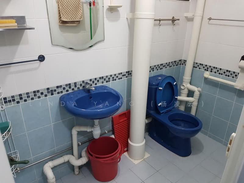 601 Bedok Reservoir Road, 601 Bedok Reservoir Road, Room Rental, 100 sqft, HDB Flat For Rent, by Linda Yang (杨凌云）, 500164740 - Bathroom - PropertyGuru.com.sg