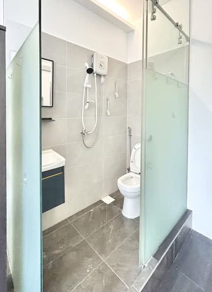 Dynasty Garden Court 2, 271 - 291 Sixth Avenue, Room Rental, 120 sqft, Condominium For Rent, by Nick Toh, 500164744 - Bathroom - PropertyGuru.com.sg