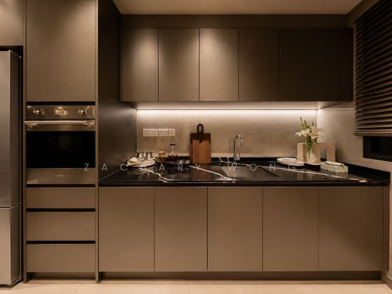CHEAP 4BR! CONNECTED TO MRT! FIREWORK VIEWS! HIGH RENTAL YIELD!, , 3 Bedrooms, 904 sqft, Condominium For Sale, by Zachary Wong, 500164758 - Kitchen - PropertyGuru.com.sg
